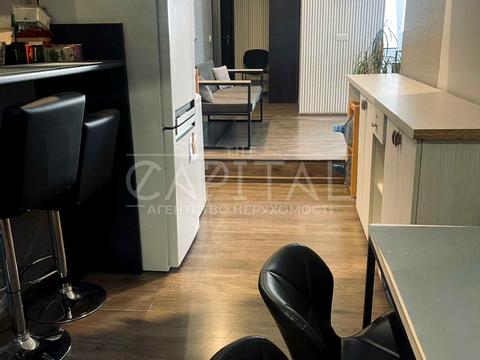 коммерческая по адресу Евгения Коновальца ул. (Щорса), 32-В