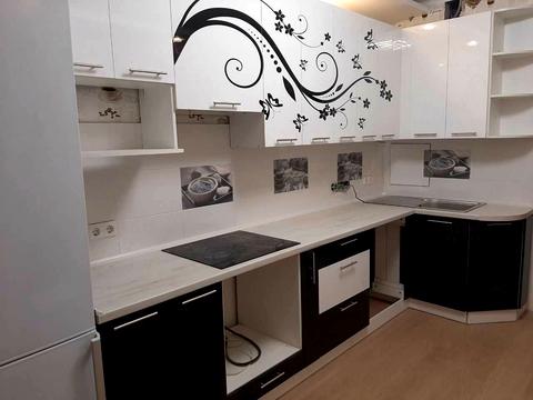 квартира по адресу Героев Полка "Азов ул. (Малиновского маршала), 8