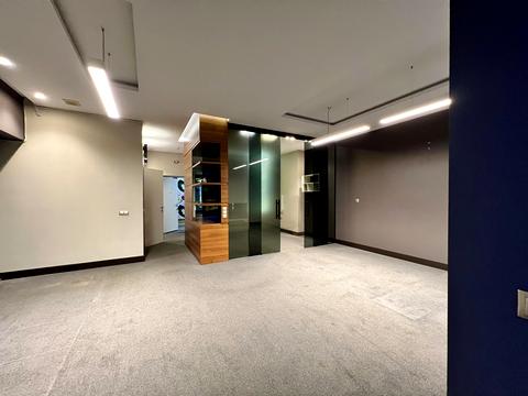 коммерческая по адресу Болсуновская ул. (Сергея Струтинского), 2