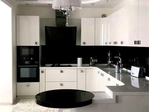 квартира по адресу Заречанская ул., 3/2б