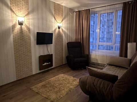 квартира по адресу Александровская ул., 1