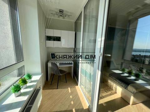 квартира за адресою Київ, Зарічна вул., 2