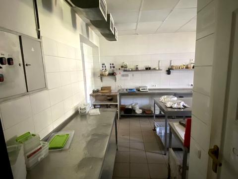 коммерческая по адресу Черновола ул., 82