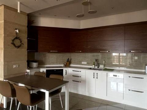 квартира по адресу Армейская ул., 8г
