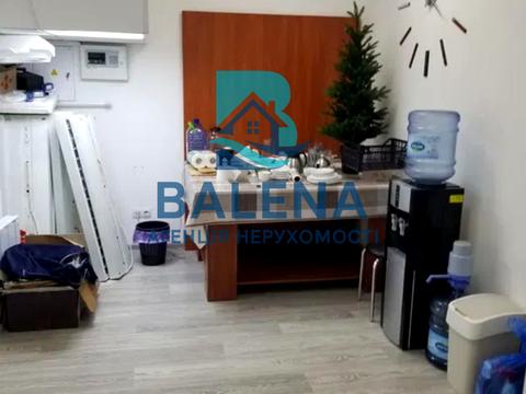 комерційна за адресою Банкова вул., 3