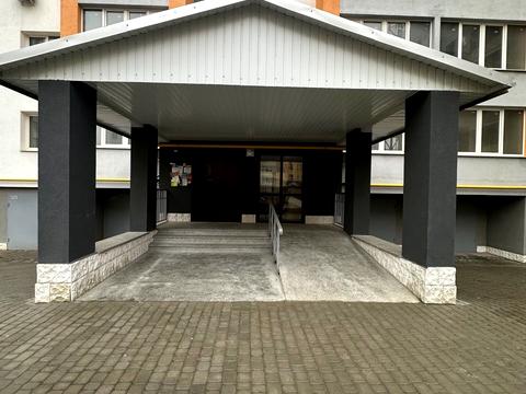 квартира за адресою Романа Вірастюка вул., 5