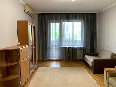 квартира за адресою Срібнокільська вул., 8-А