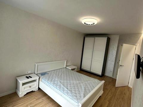 квартира за адресою Бориса Гмирі вул., 8-Б