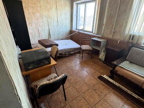 комерційна за адресою Шкільна вул., 1