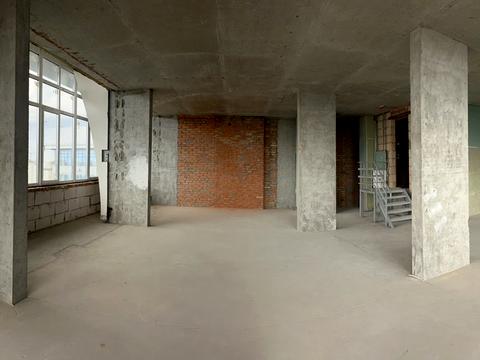 коммерческая по адресу Днепровская набережная ул., 14