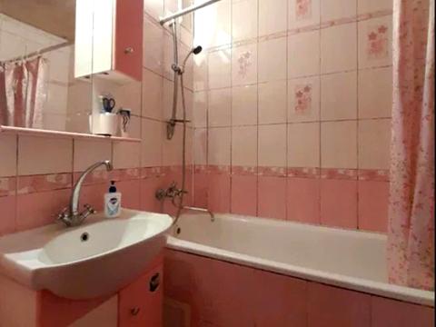 квартира за адресою Шота Руставелі вул., 10