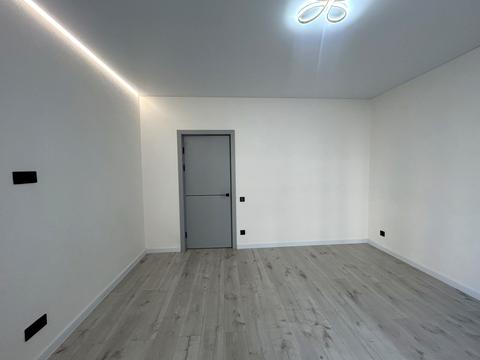 квартира за адресою Олександра Довженка вул., 5