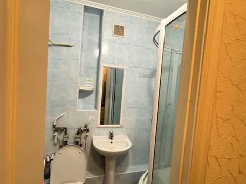 квартира за адресою Бакинська вул., 11