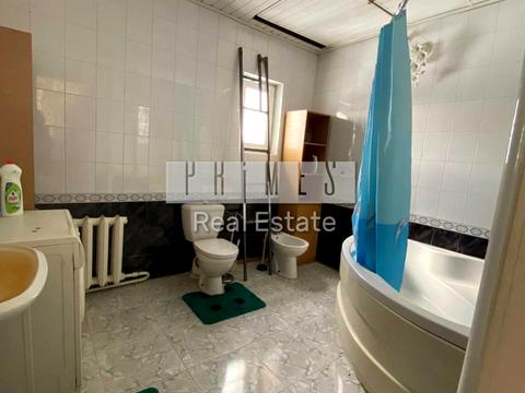 будинок за адресою Сергія Альмужного, 12