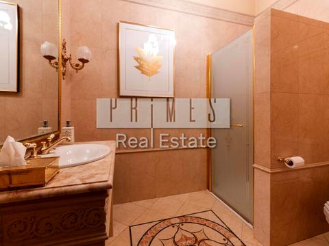 будинок за адресою смт. Козин, Столичне шосе