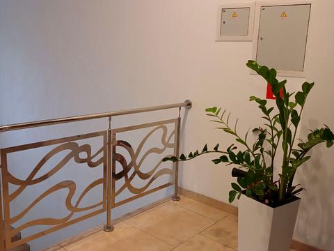 комерційна за адресою Лисогірська вул., 6