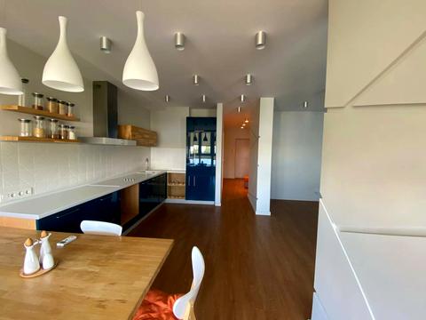 квартира за адресою Авіаконструктора Ігоря Сікорського вул. (Танкова), 1-А