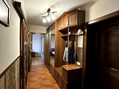 квартира за адресою Василя Симоненка вул., 9