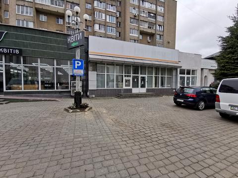 комерційна за адресою Луцьк, Київська пл., 7