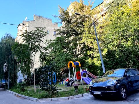 квартира по адресу Трёхсвятительская ул., 3