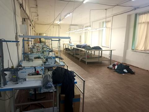 комерційна за адресою Дмитра Іванова вул., 25