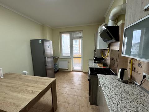 квартира за адресою Червоної Калини просп., 72-А