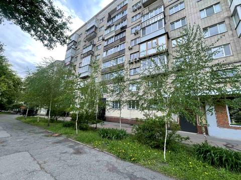 квартира за адресою Лаврська вул. (Січневого Повстання), 4