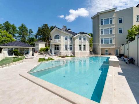 дом по адресу бучанський