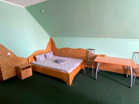 комерційна за адресою Євгена Коновальця вул., 433