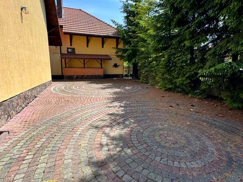 будинок за адресою  Буда, затишна, 5