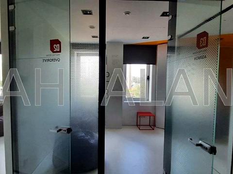 комерційна за адресою Вацлава Гавела бульв. (Івана Лепсе), 6