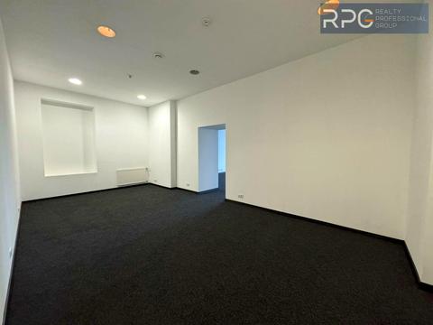 комерційна за адресою Музейний пров., 4