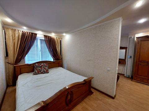 квартира за адресою Космонавтів вул., 94