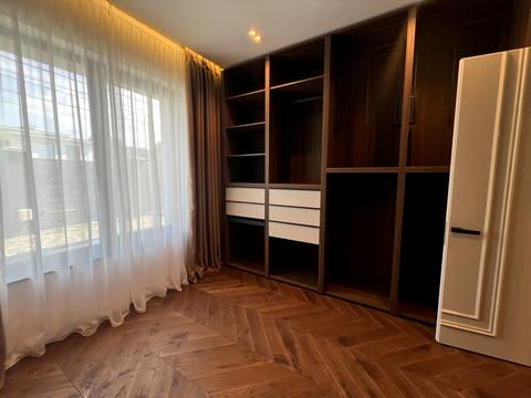 будинок за адресою Срібляста вул., 21
