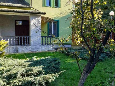 будинок за адресою Володимира Антоновича вул. ()
