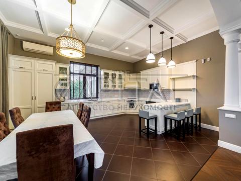 дом по адресу Соборна ул.