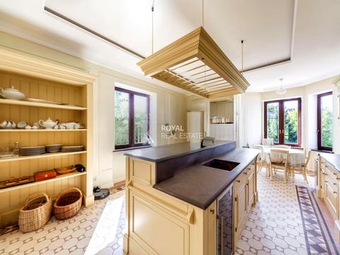 будинок за адресою Заповідна