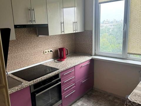 квартира за адресою Композитора Лятошинського вул., 8