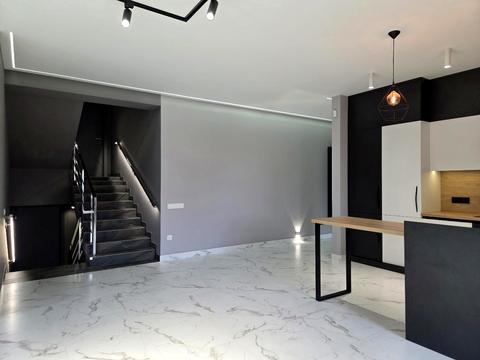 дом по адресу Апрельская ул.