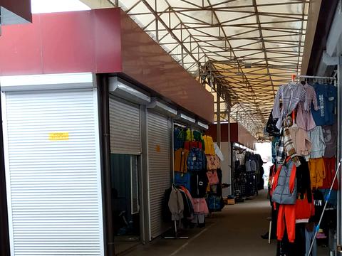 комерційна за адресою майдан Захисників України пл. (Повстання), 2