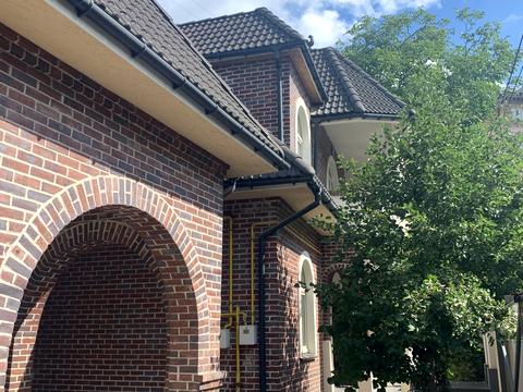 будинок за адресою Павла Загребельного вул. (Миколи Раєвського), 11а