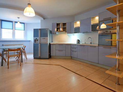 квартира за адресою Миколи Амосова вул., 4