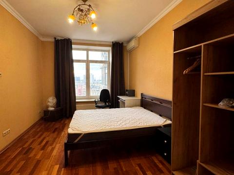 квартира по адресу Круглоуниверситетская ул., 3-5