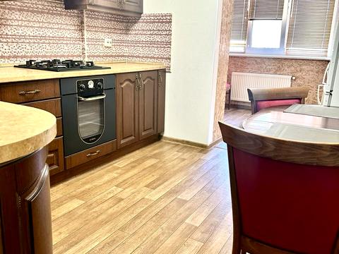 квартира за адресою Андрія Малишка вул. (Льва Толстого), 80