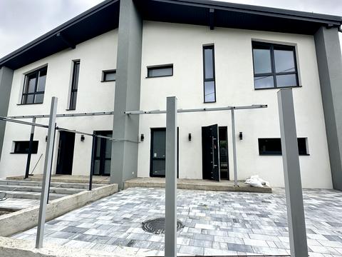 дом по адресу Степана Бандеры ул.