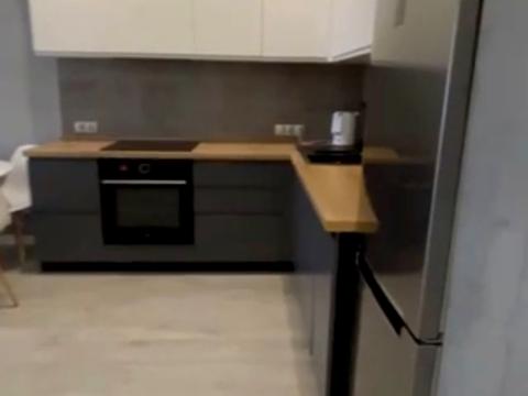 квартира за адресою Сім'ї Кульженків вул. (Петра Дегтяренка), 31-Б