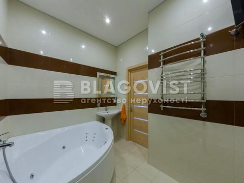 квартира за адресою Раїси Окіпної вул., 18