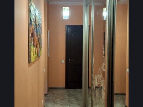квартира за адресою Рея Бредбері вул., 7/14
