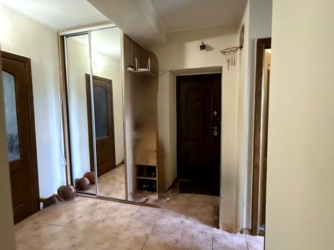 квартира за адресою Вишнева вул., 28