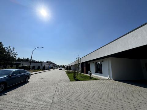 будинок за адресою Привітна, 1